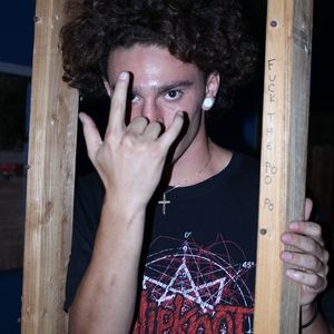 Meet your Posher, Johnny